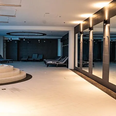 Hanza Tower View 13th Floor דירה *